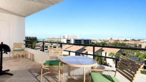 Luxury 5 Star Apartment on The Anchorage, Siesta Key Apartment 1018